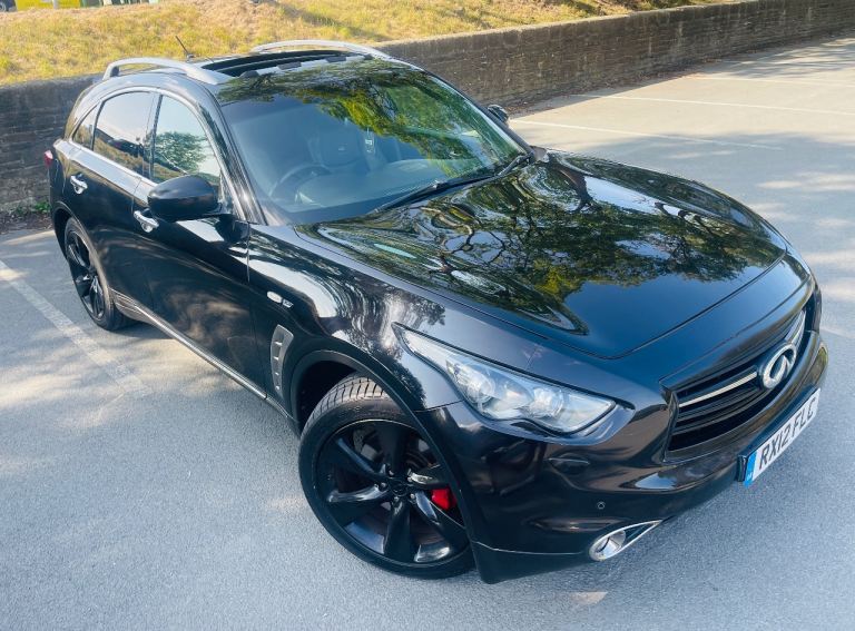 Infiniti FX30d S Semi-Auto 3.0 diesel. Full service history, long mot, fully loaded, px possible.