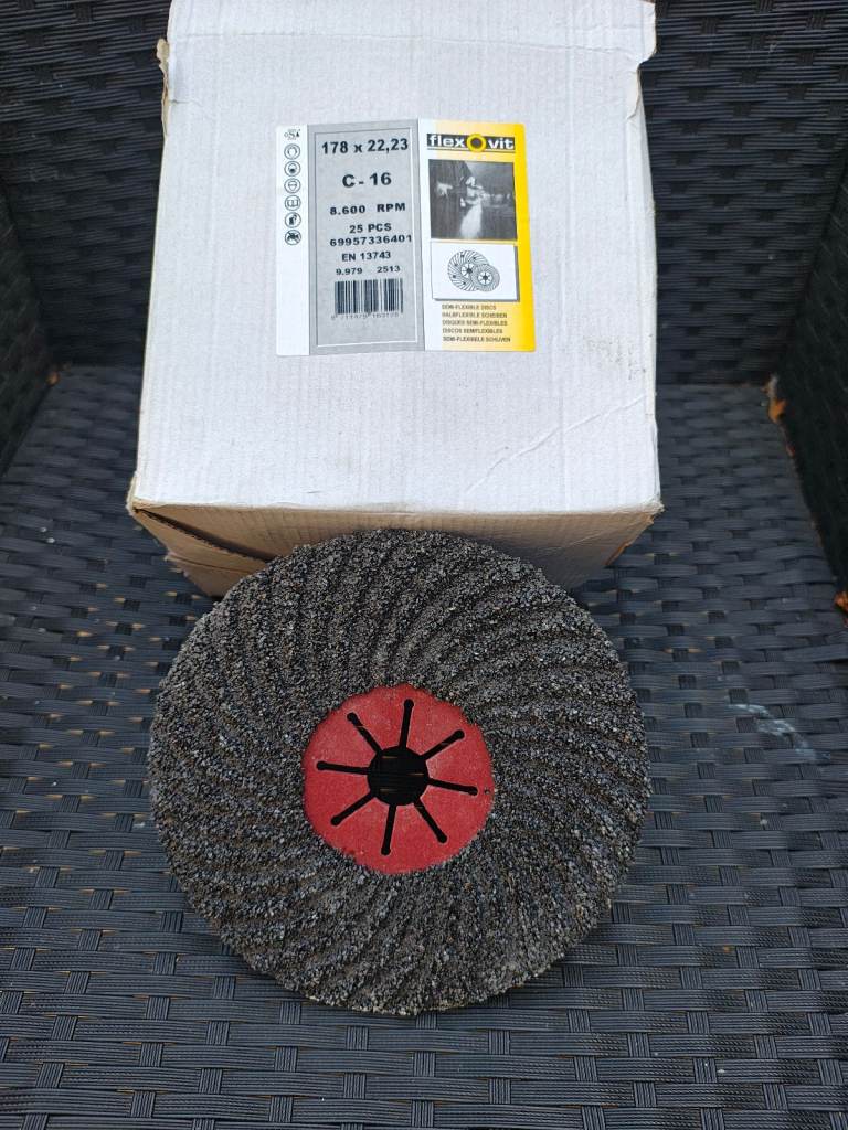 Semi flexible (course) grinding discs 