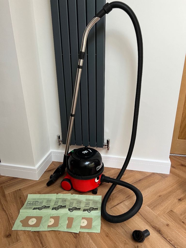 Henry Hoover HVR160-11 Vacuum Cleaner