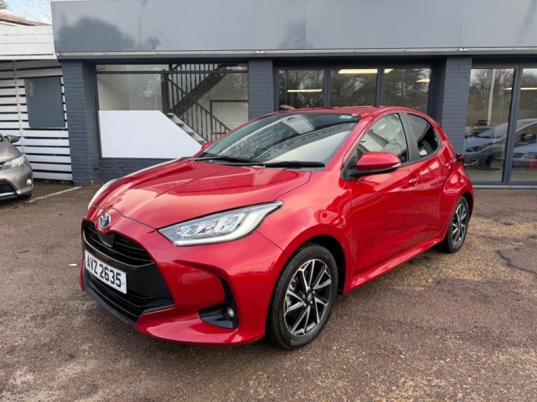  Toyota Yaris 1.5 Hybrid Design 5dr CVT Petrol/Electric Hybrid