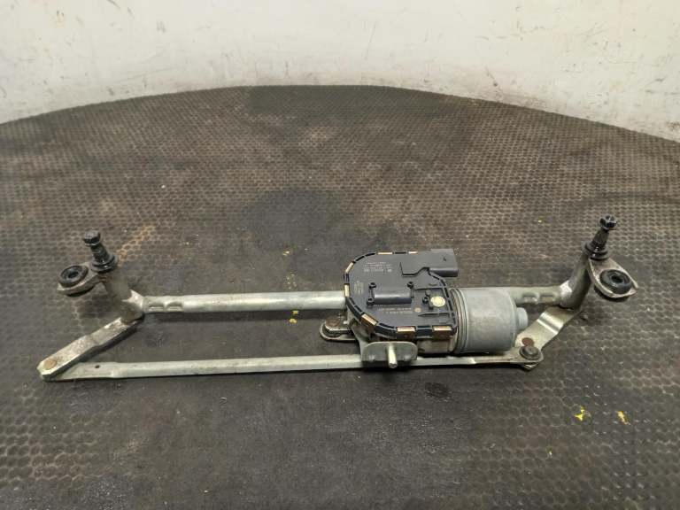 Volkswagen Golf Wiper Motor Front 2008-2015 5 Door Hatchback