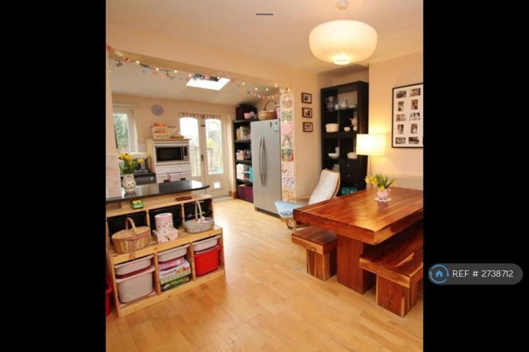 3 bedroom house in Grove Park Terrace, Bristol, BS16 (3 bed) (#2738712)