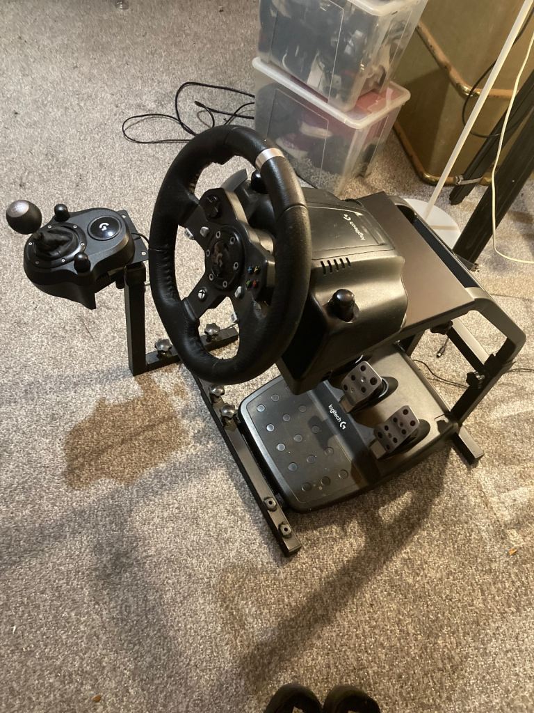 Gaming wheel, pedals and gear stick 