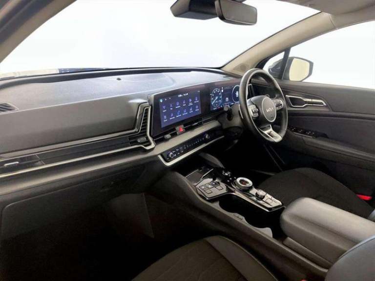 2022 Kia Sportage 1.6 h T-GDi 3 Auto Euro 6 (s/s) 5dr Automatic SUV Hybrid Automatic