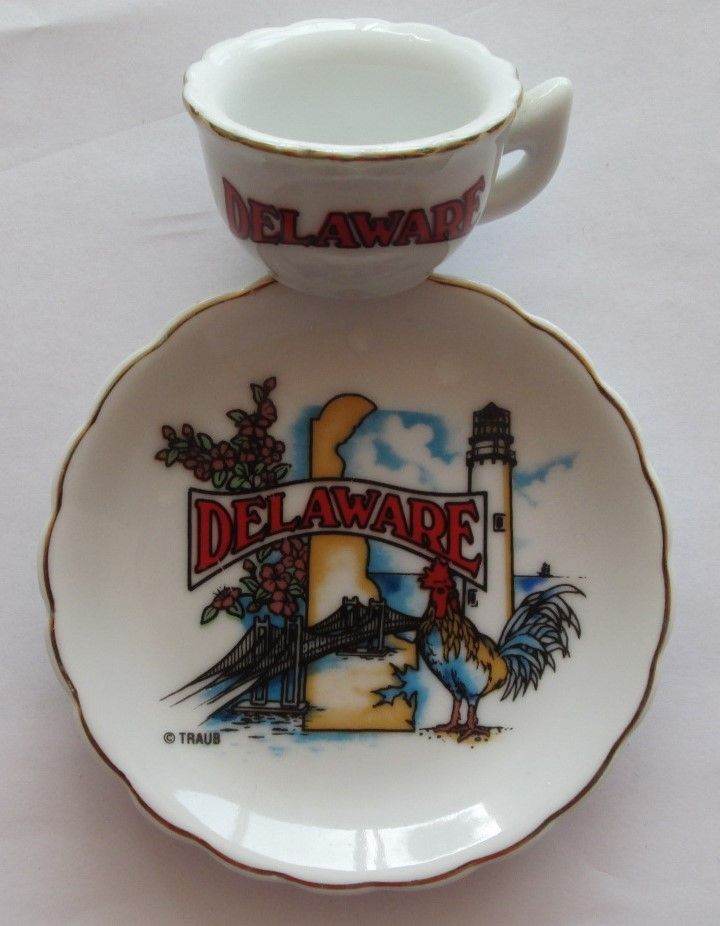 Minature CUP & PLATE - Coloured picture DELAWARE USA - GOLD COLOURED EDGING/TRIM