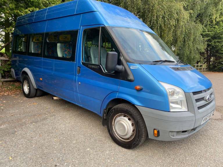 2010 Ford Transit 2.4 TDCi 460 Duratorq L4 H3 3dr (DRW) NA Diesel Manual