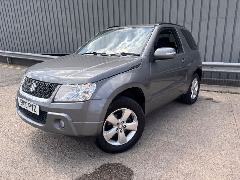 Suzuki, ONLY 66k MILES FROM NEW! LOTS OF HISTORY GRAND VITARA, 2010, Manual, 2393 (cc), 3 doors
