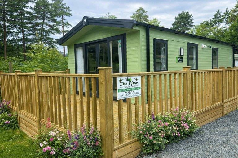 Holiday Lodge in Llandrindod Wells  - Lodge / Caravan 