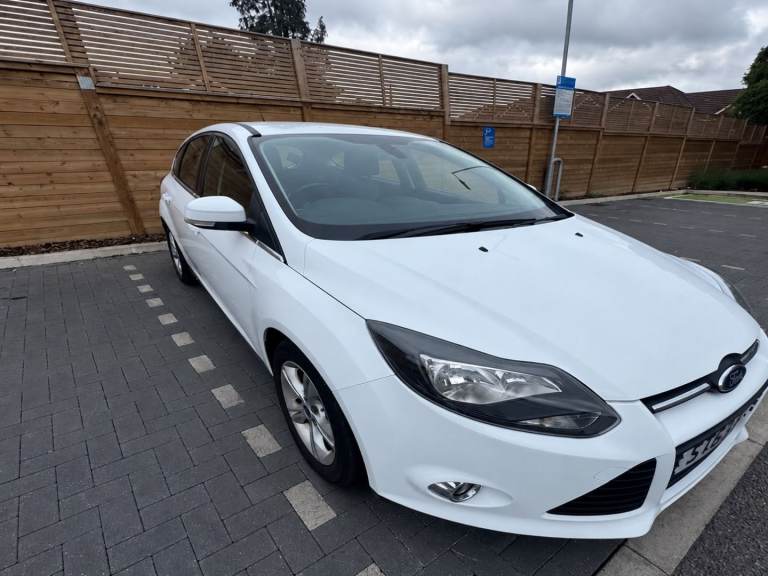 Ford, FOCUS, Hatchback, 2013, Manual, 998 (cc), 5 doors