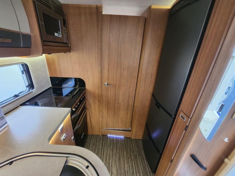 Auto-Trail Frontier Serrano 4 berth motorhome  DIESEL MANUAL 2018/18