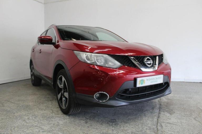 NISSAN QASHQAI 1.2 DIG-T N-Vision 2WD Euro 6 (s/s) 5dr 2016