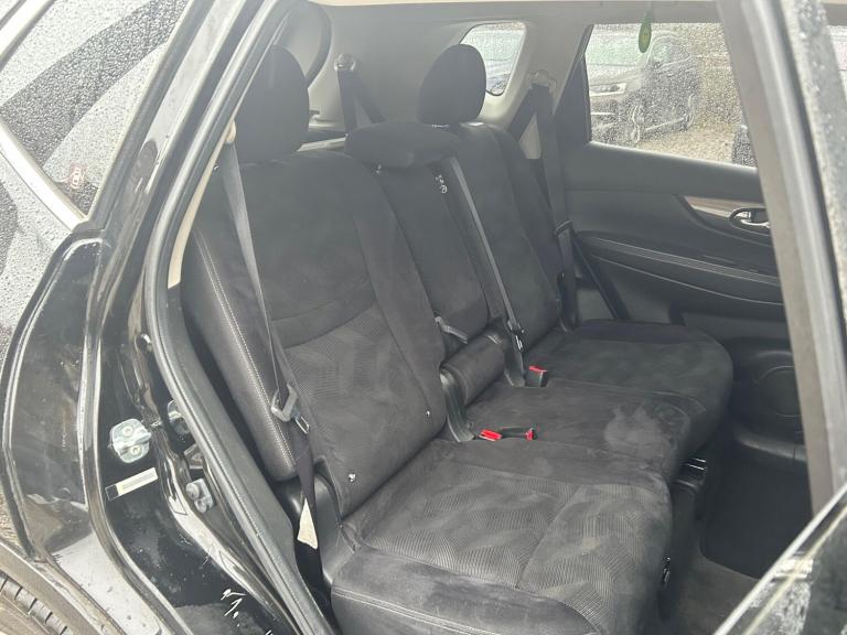 2015 Nissan X-Trail 1.6 dCi n-tec XTRON Euro 5 (s/s) 5dr ESTATE Diesel Automatic