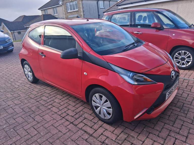 Toyota, AYGO, Hatchback, 2015, Manual, 998 (cc), 3 doors