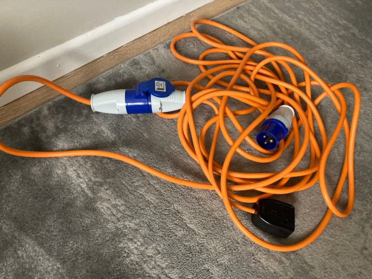 Camping Electric Hook-Up Cable – 16A Caravan Lead (Maypole)