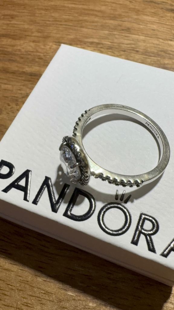 Pandora Silver Ring with Clear Stone – As New