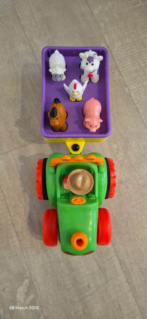 Kiddieland Old MacDonald Tractor & Trailer set Toy