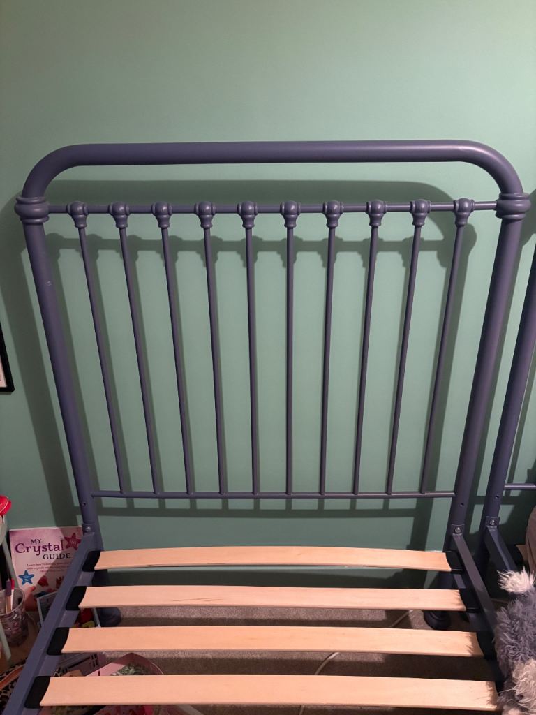 Single Metal Bed Frame – Blue/Grey