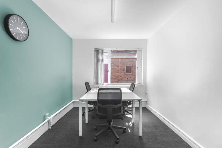 Aberdeen - AB116DH \ Fully Furnished Small Office for Rent
