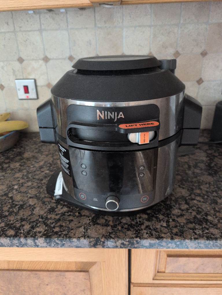 Ninja 8 in 1 air fryer 
