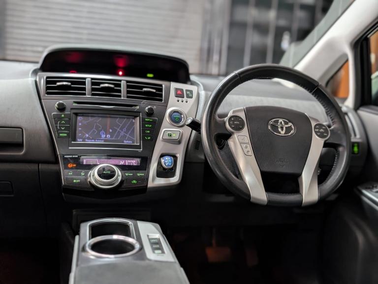 2012 Toyota Prius+ 1.8 VVT-h T4 MPV 5dr Petrol Hybrid CVT Euro 5 (s/s) (136 ps) MPV Petrol/Electr...