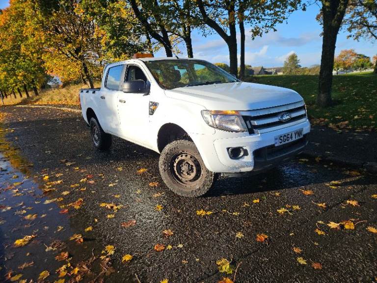 2015/ Ford ranger 2.2 4x4 double cab pick up sim navara hilux isuzu amarok l200