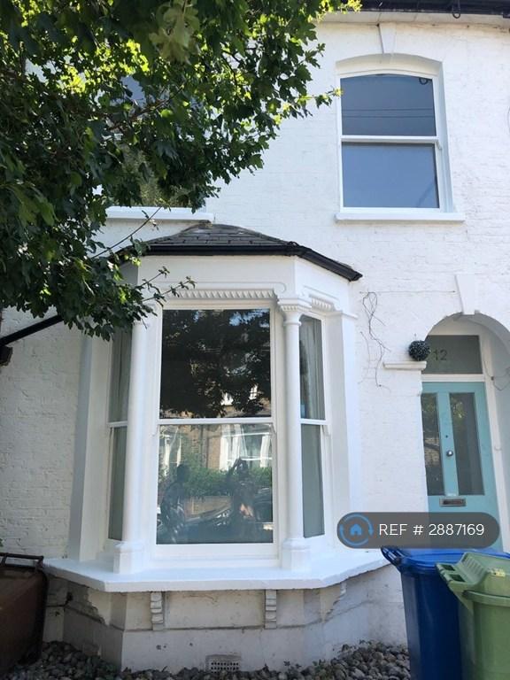 5 bedroom house in Crewys Road, London, SE15 (5 bed) (#2887169)