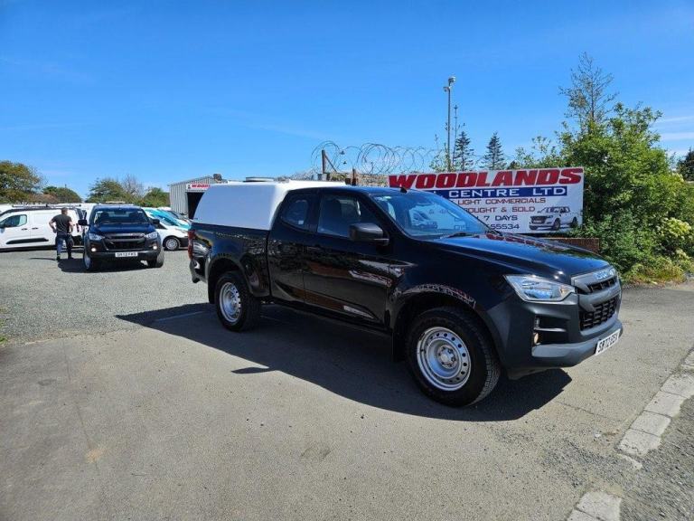 2023 ON A 72 ISUZU D MAX UTILITY KING CAB PICKUP ULEZ FREE ZONE 