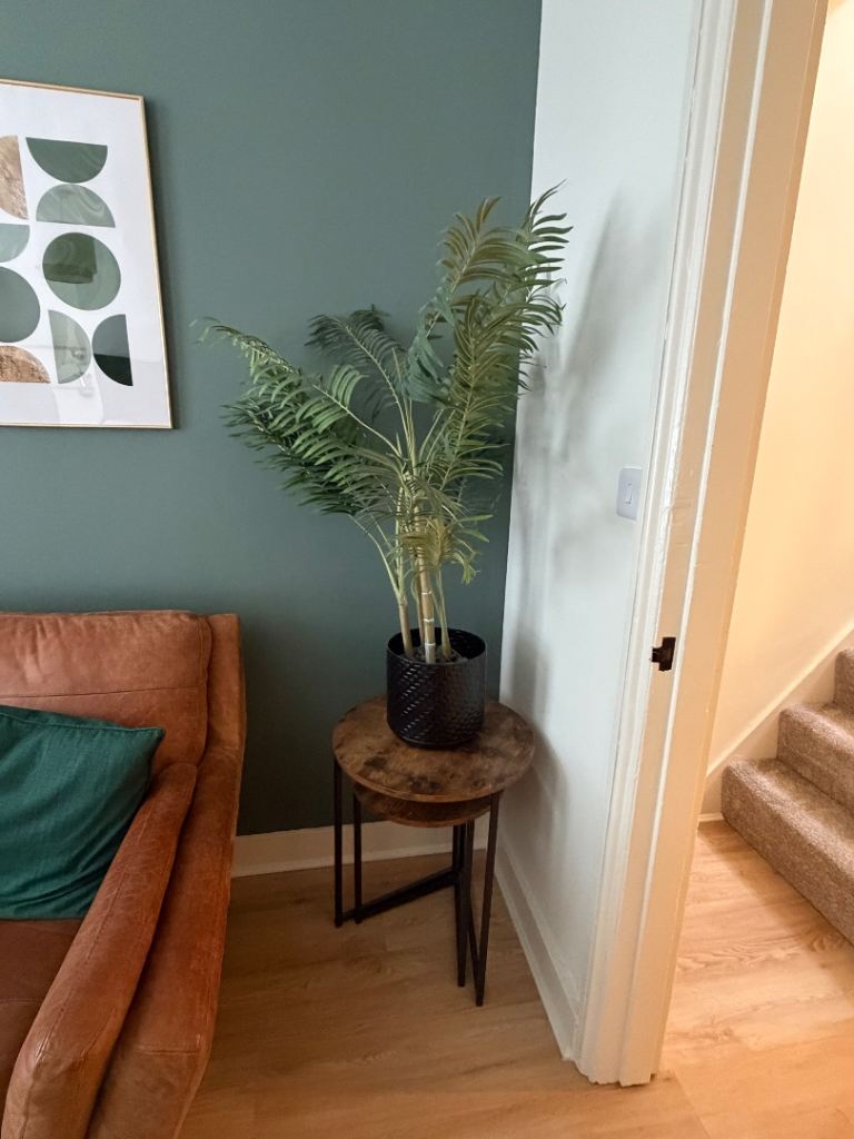 A beautifully furnished 2 bedrooms flat