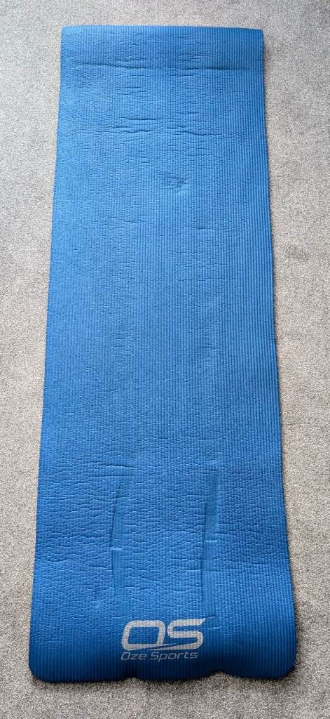 Thick OzeSports yoga mat - blue