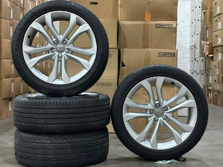 20" GENUINE OEM AUDI Q5 ALLOY WHEELS & TYRES 8R0601025AP