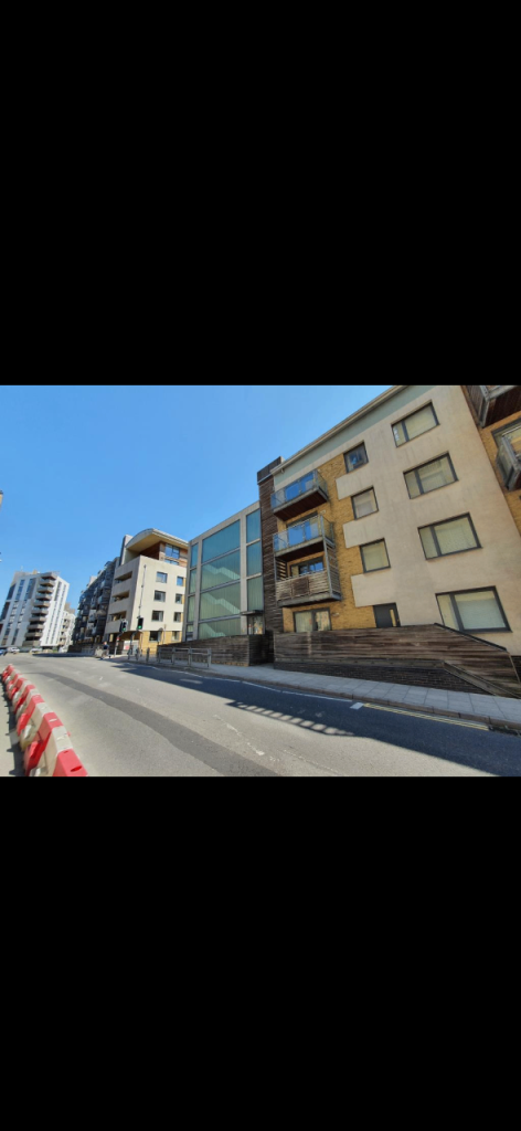 3 Bed Flat Central Brighton 