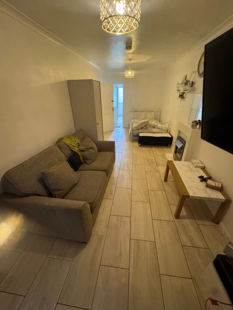 One Double Bedroom Studio to Rent