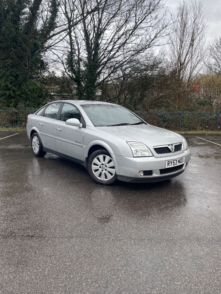 Vauxhall, VECTRA, Hatchback, 2004, Automatic, 2198 (cc), 5 doors