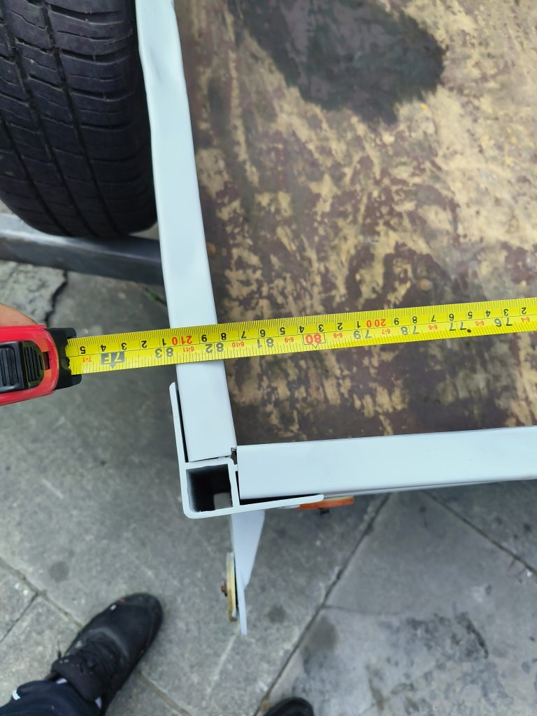 Selling car trailer 210cm long and 110cm