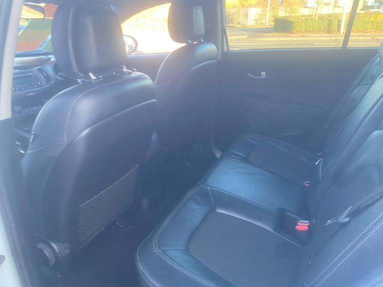 2015 Kia Sportage 1.7 CRDi EcoDynamics 2 2WD Euro 5 (s/s) 5dr ESTATE Diesel Manual