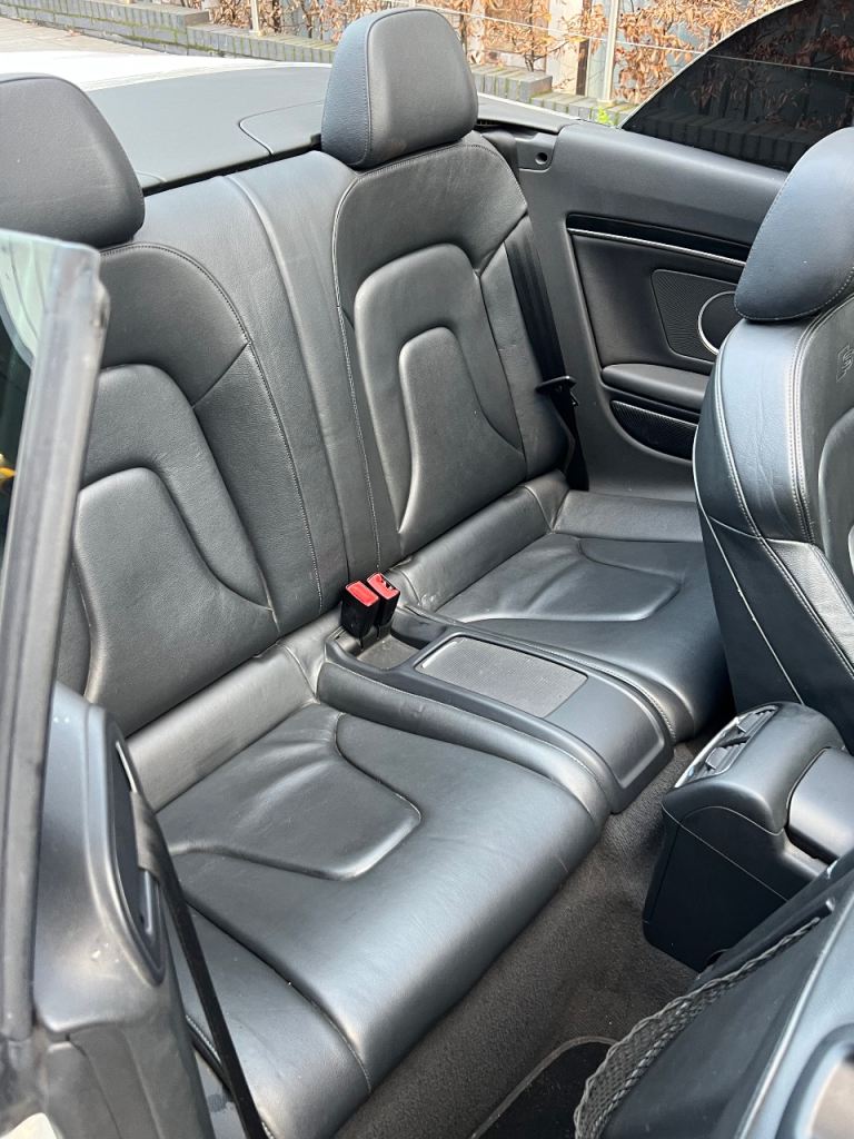 Audi, A5, Convertible, 2010, Semi-Auto, 2967 (cc), 2 doors