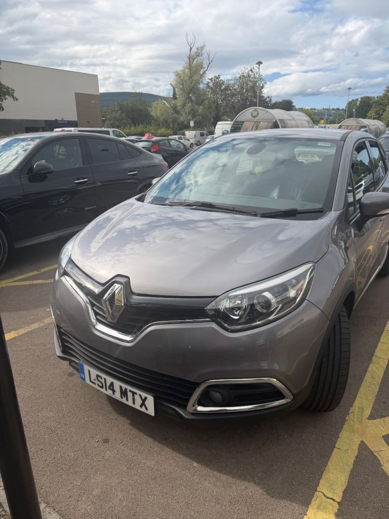 Renault, CAPTUR, Hatchback, 2014, Manual, 1461 (cc), 5 doors