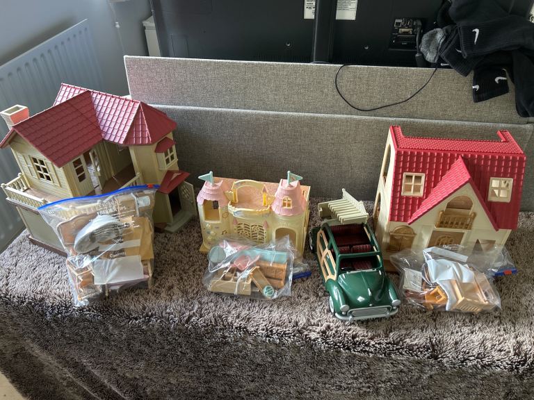 Job lot of Sylanian Families