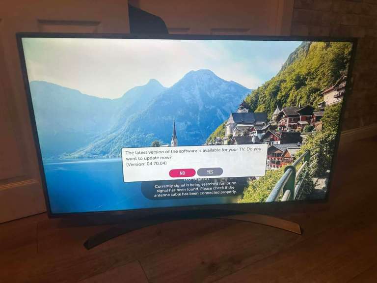 43" 4K LG Smart TV – Great Condition, No issues