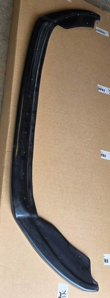 Seat Ibiza front splitter in black 