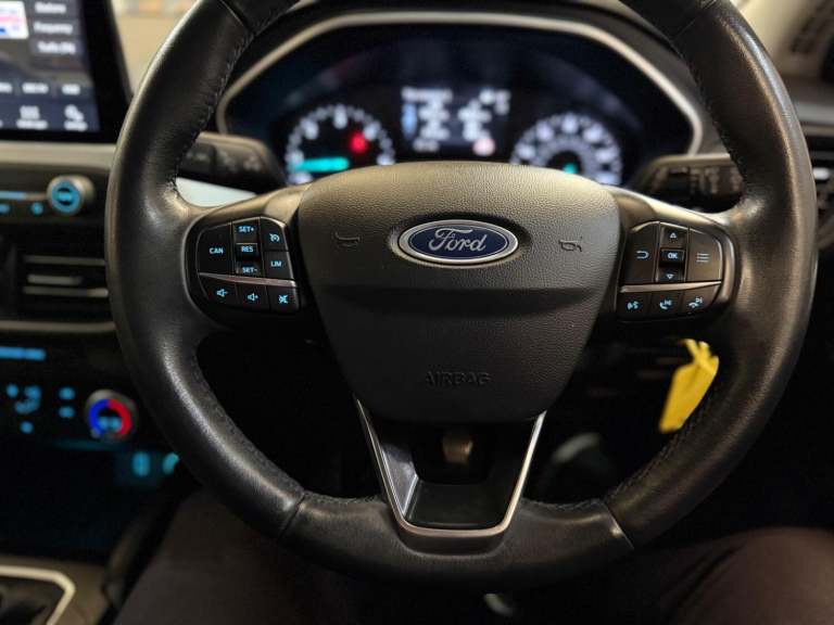 FORD FOCUS 1.5 EcoBlue Zetec 2018