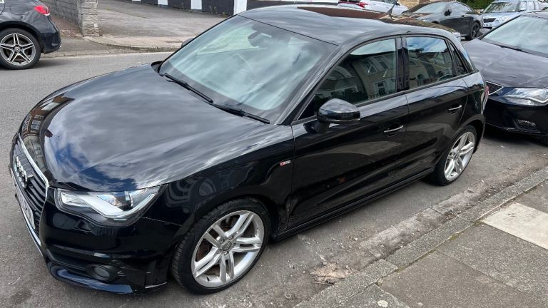 Audi, A1, Hatchback, 2013, Semi-Auto, 1390 (cc), 5 doors