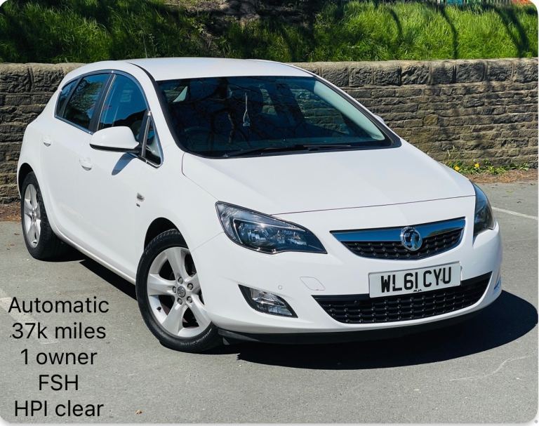 Vauxhall ASTRA Automatic 2.0L diesel, 1 owner, full service history, 5 doors