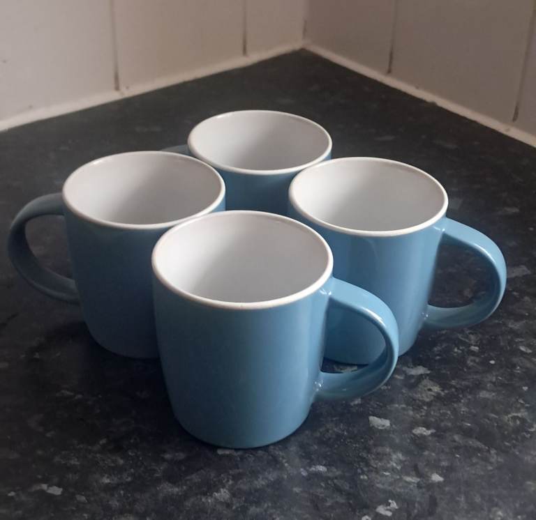 Set of 4 Blue Ceramic Mugs – Good Condition
