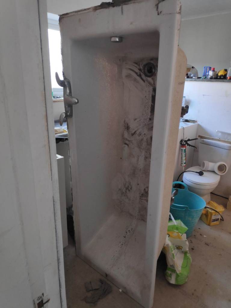 Bath free 700 x 1700