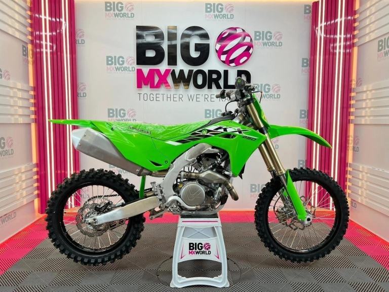 Kawasaki KXF 450 2025 - BRAND NEW ZERO HOURS