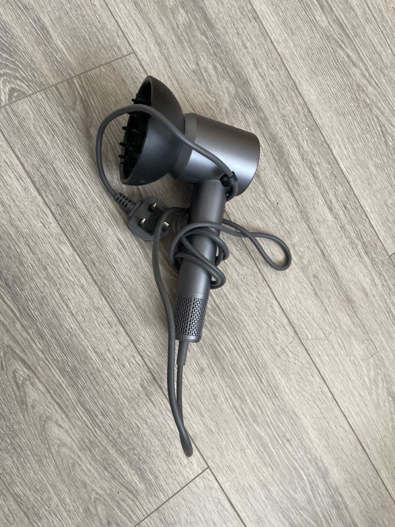 Dyson Supersonic Hair Dryer with Diffuser – Grey, Good Condition