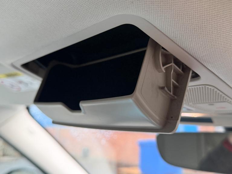 2017 Land Rover Discovery 3.0 TDV6 HSE Automatic 4WD Euro 6 5dr SUV Diesel Automatic