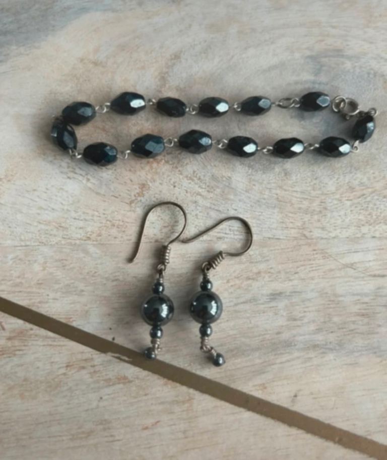 Drop Earrings & Bracelet 