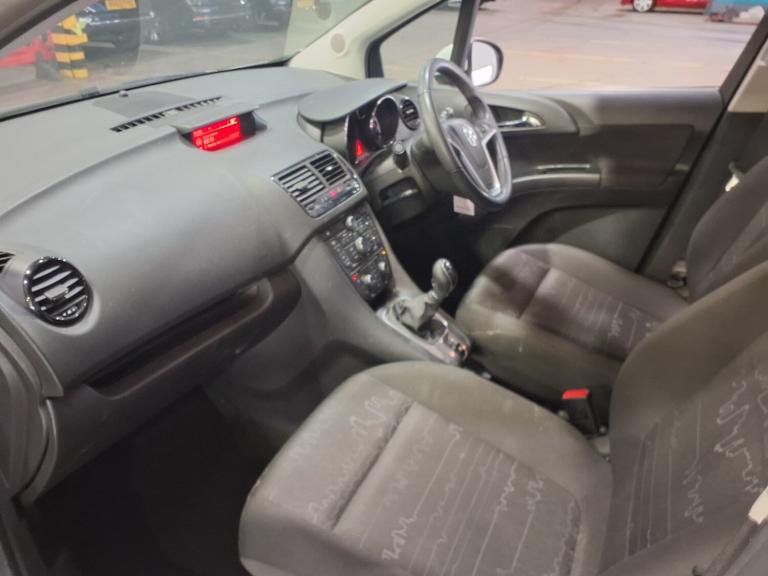 2017 VAUXHALL MERIVA 1.4 i Life White Manual Petrol